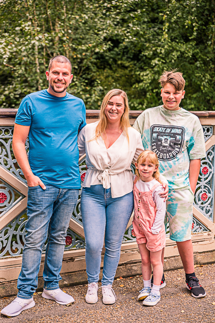 Outdoor Family Portrait of a family of 4