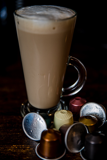 Latte and coffee capsules